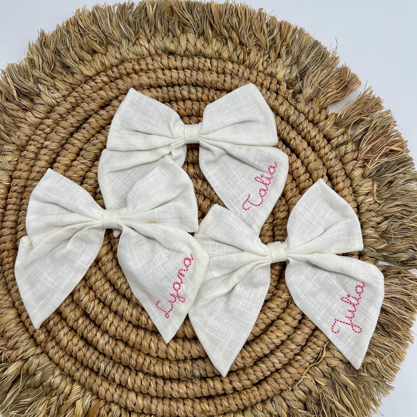 Personalized Bow with Name Linen Hair Bow Embroidered Hair Clip for Girls Clip for School Bow with Custom Name Bow Girls Hair Bow
