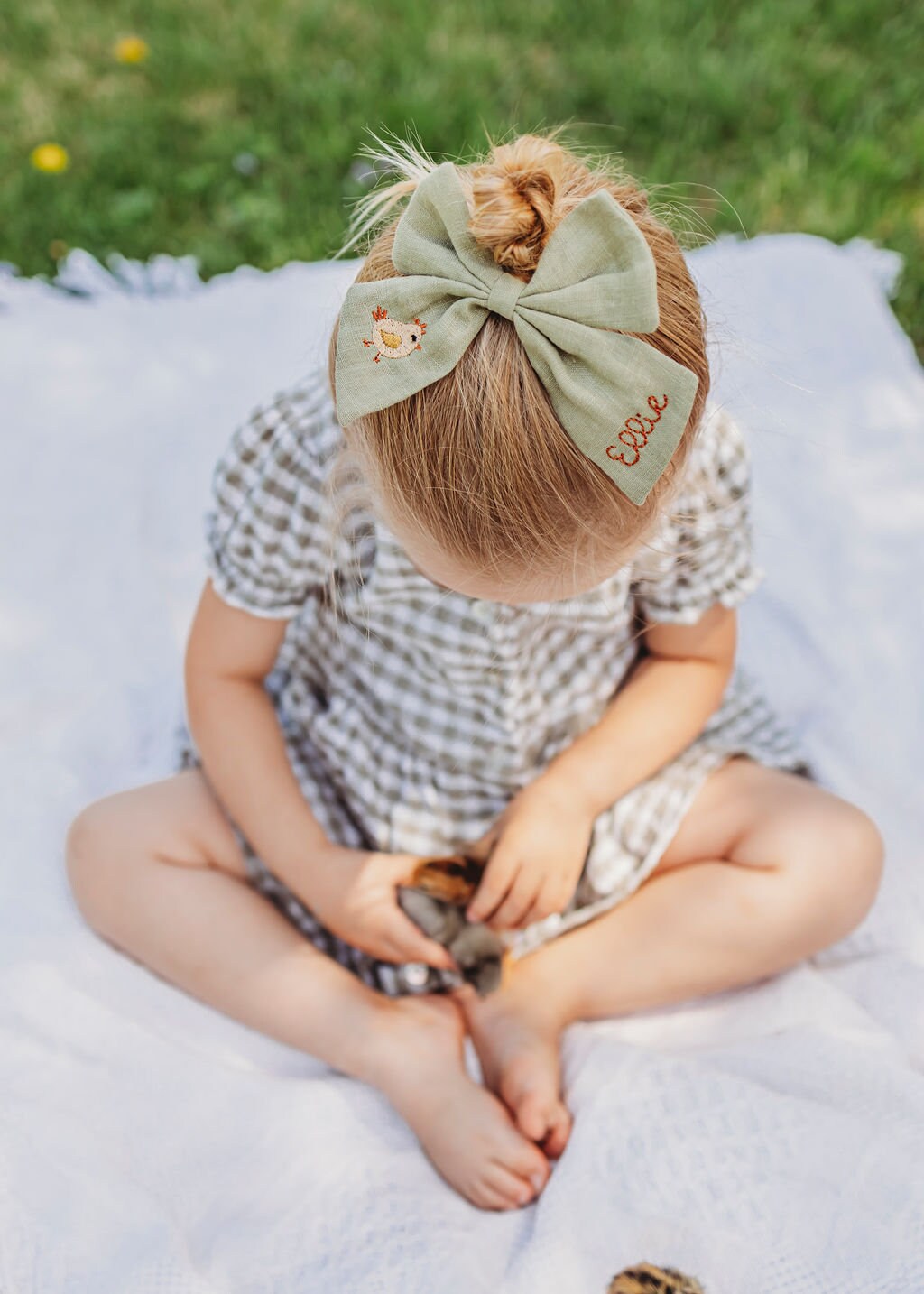 Personalized Linen Hair Bow: Embroidered Baby Chick Bow with Name