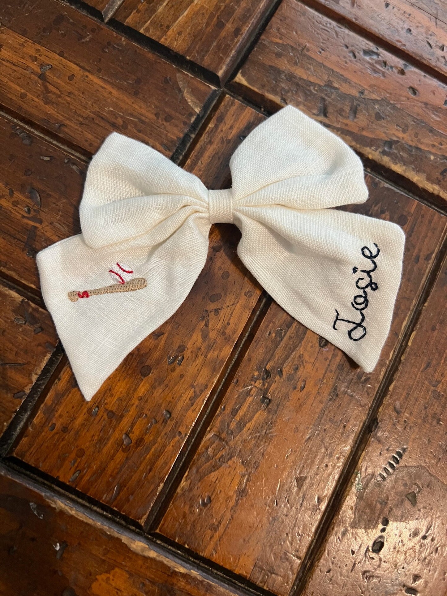 Baseball Hair Bow Personalized Bow with Name Linen Hair Bow Embroidered Baseball Sister Bow Sports Bow for Girls Matching Bows