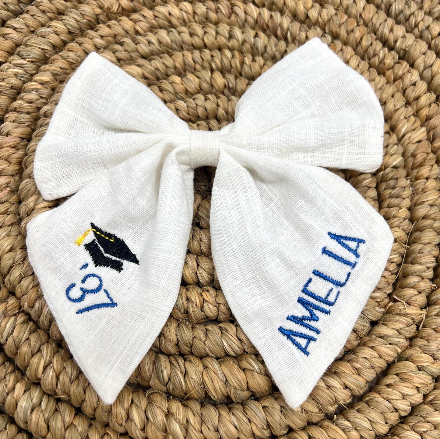 Personalized Graduation Bow - Class of 2025 - Class of 2037 - Kindergarten Grad - Preschool Graduation - PreK Graduation Hair Bow for Girls