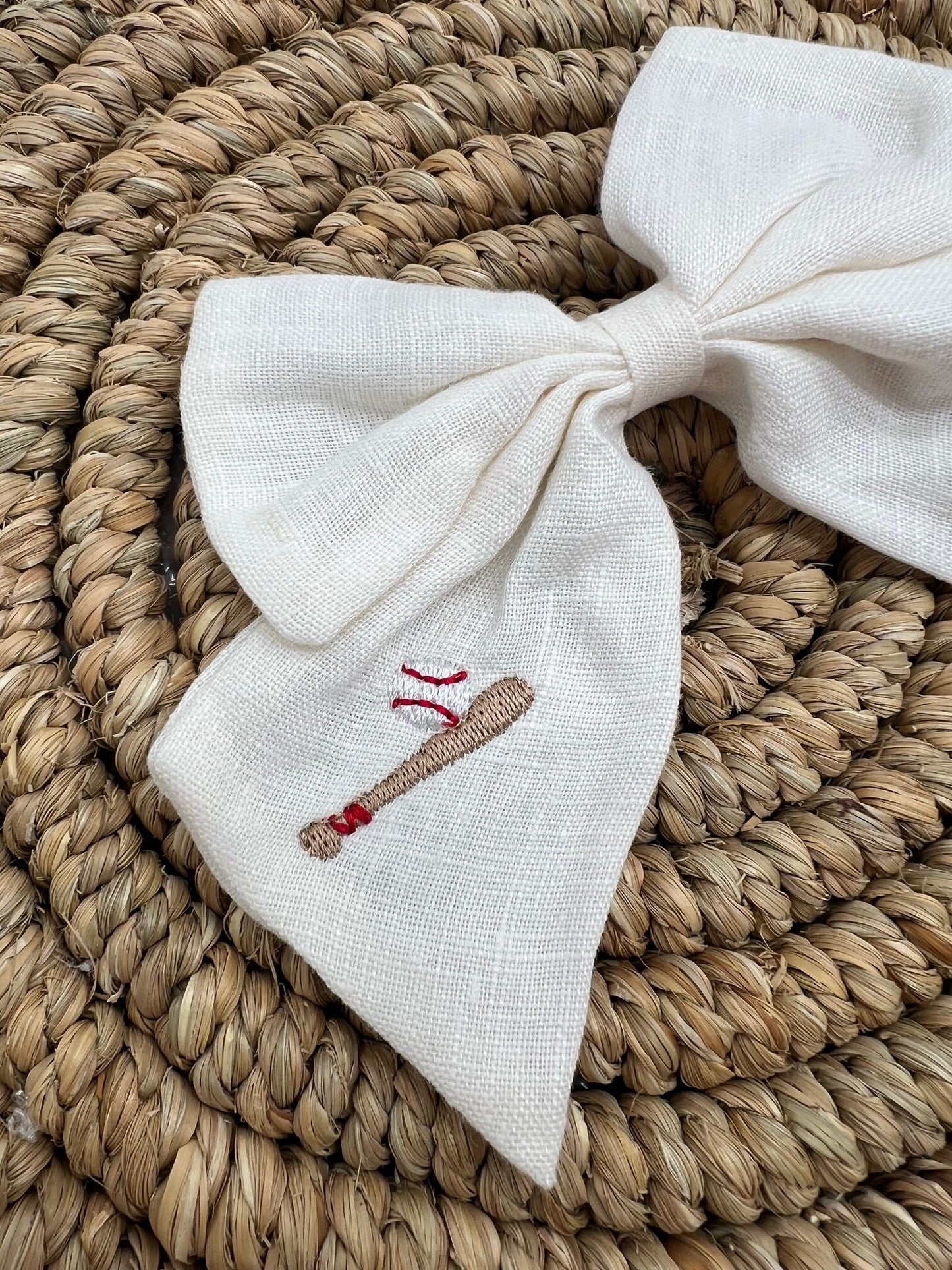 Baseball Hair Bow Personalized Bow with Name Linen Hair Bow Embroidered Baseball Sister Bow Sports Bow for Girls Matching Bows