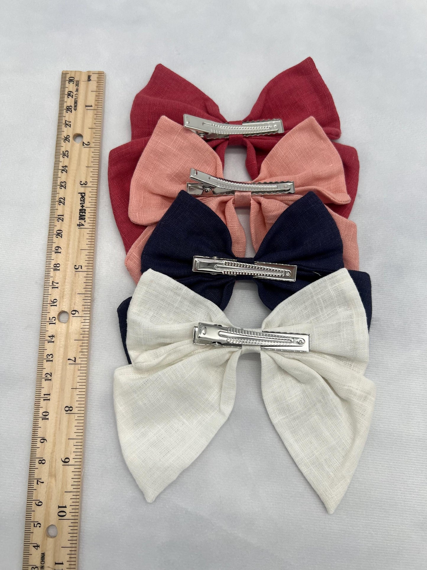 Personalized Graduation Bow - Class of 2025 - Class of 2037 - Kindergarten Grad - Preschool Graduation - PreK Graduation Hair Bow for Girls